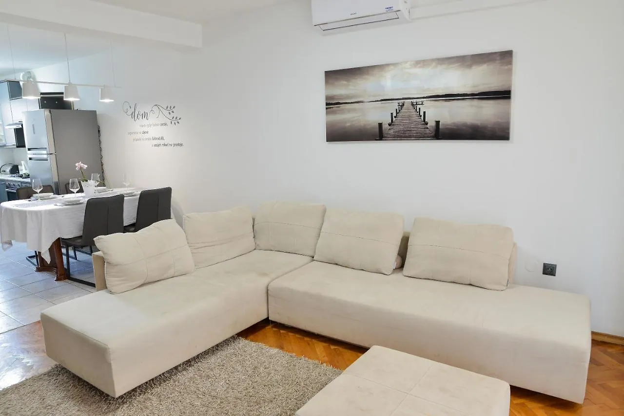 Apartment Summer Breeze Zadar